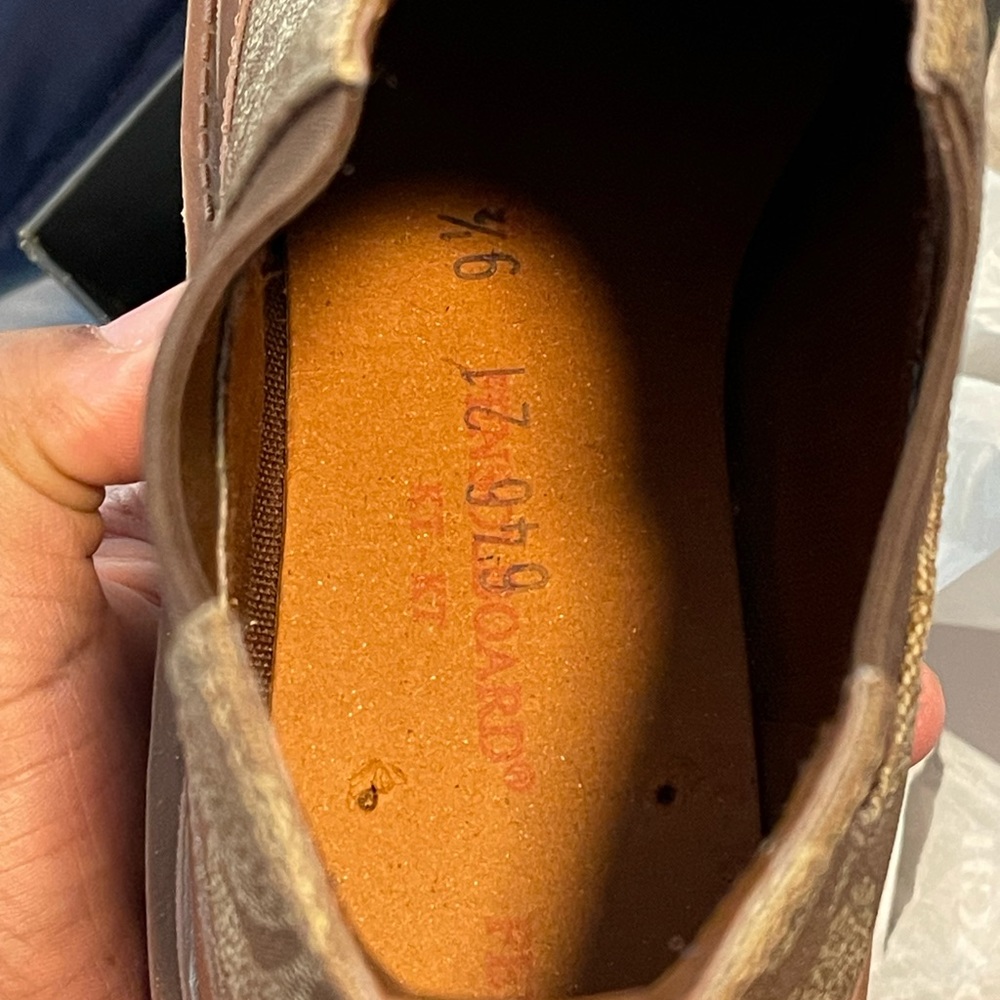 Man's 9.5 Coach Rainboots - Picture 5 of 9